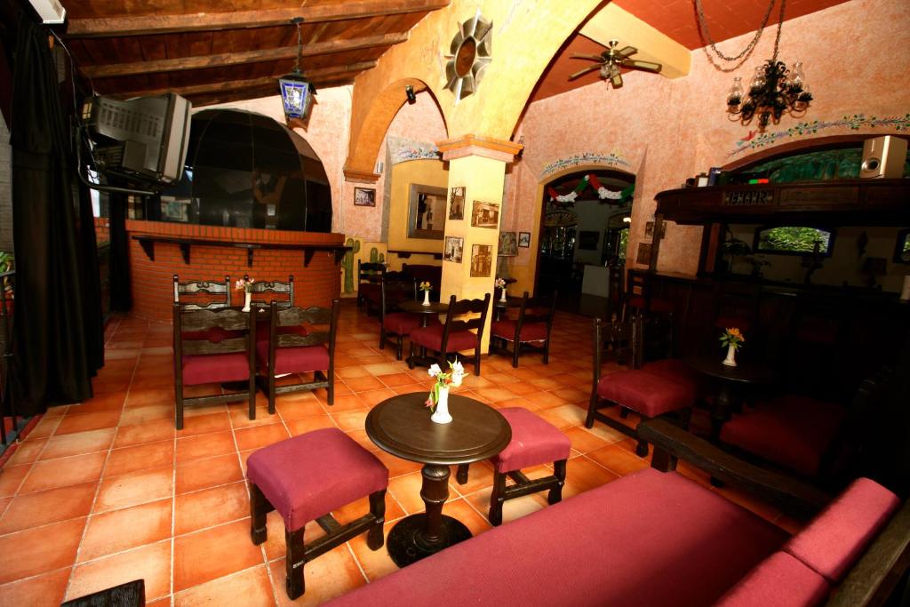 Pub/Lounge