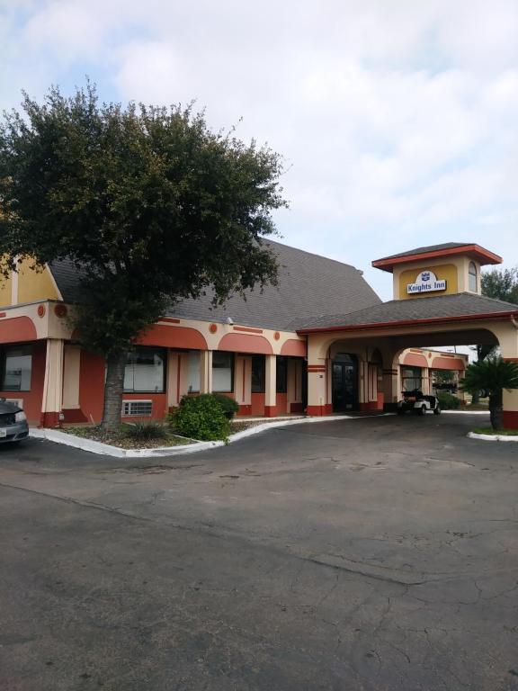 Knights Inn San Antonio near AT&T Center