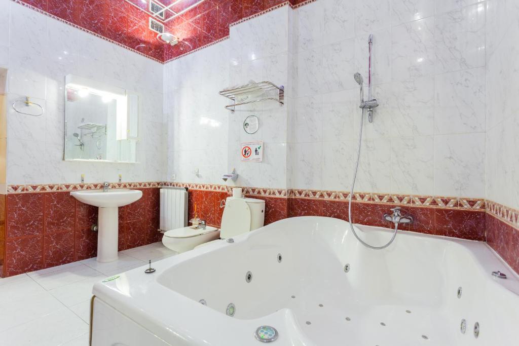 Partner Guest House Hmelnytskoho photo