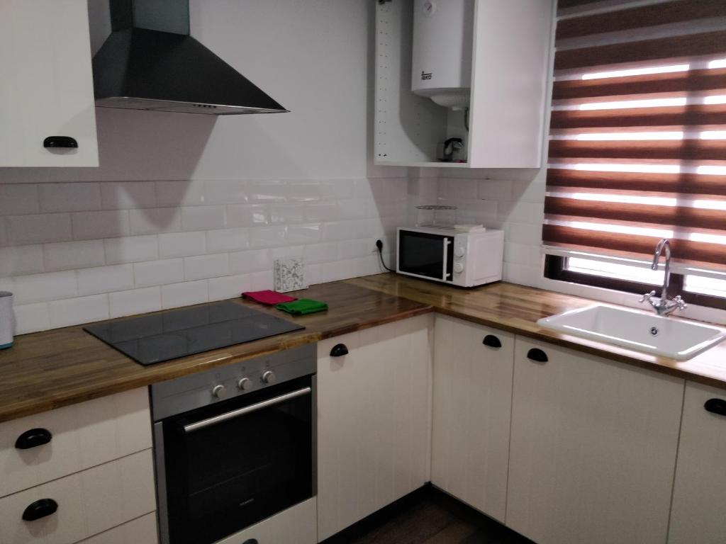Apartamento cerca de la playa y Ciudad de las Ciencias - 3