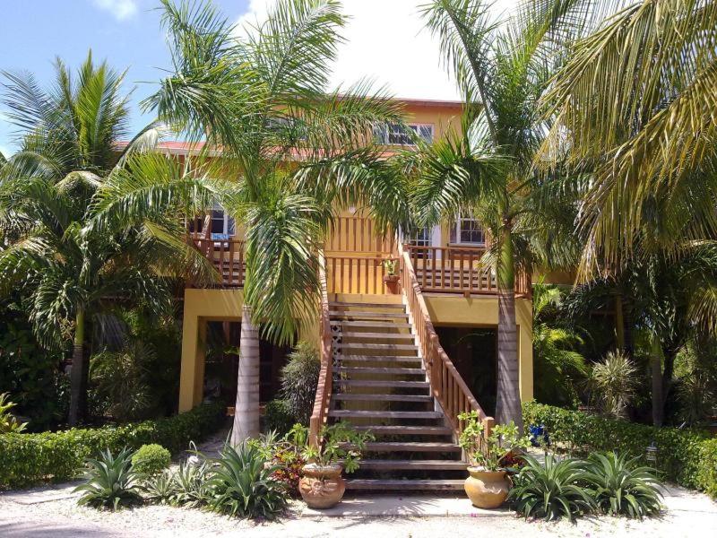 Apartments in Providenciales, Turks & Caicos Islands price from 70