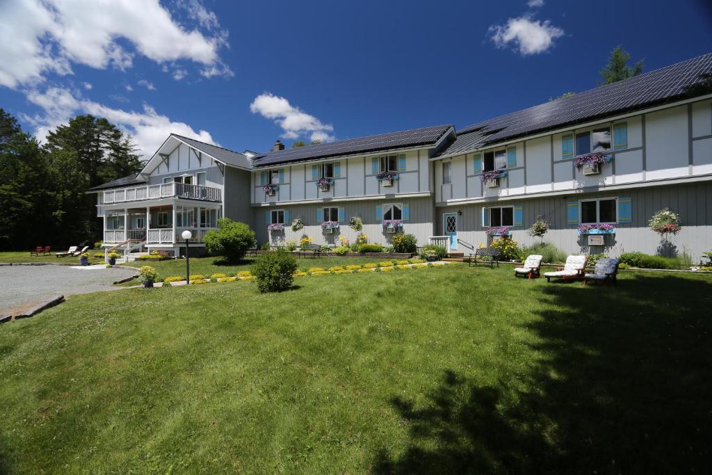 Carlson's Lodge — Hotel in Carroll (NH)