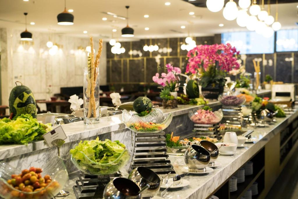 Khách sạn LeMore Nha Trang