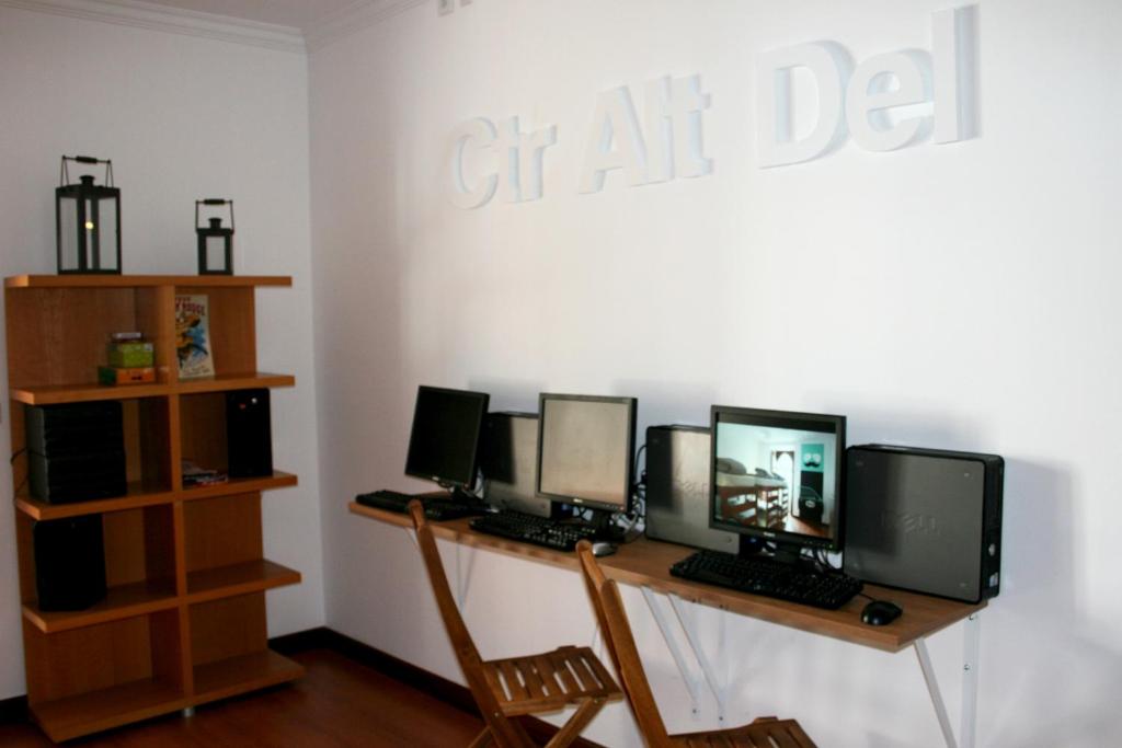 Shared lounge/TV area
