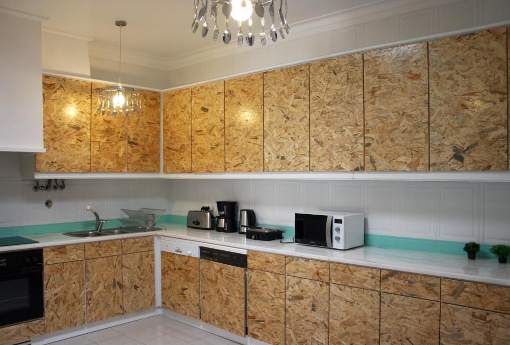 Kitchen, Hostel 2300 Thomar in Tomar