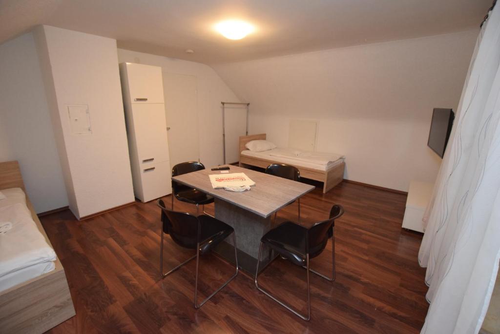 Apartment Ostfildern-Nellingen II photo