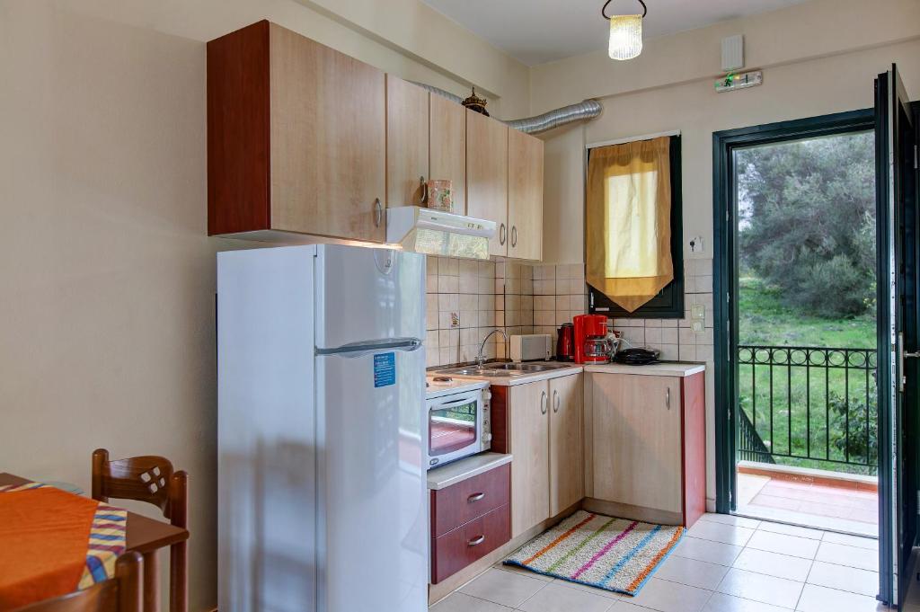 Koronisia Apartments