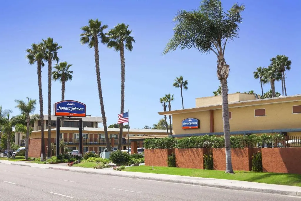 Howard Johnson by Wyndham San Diego Sea World, hotel in San Diego