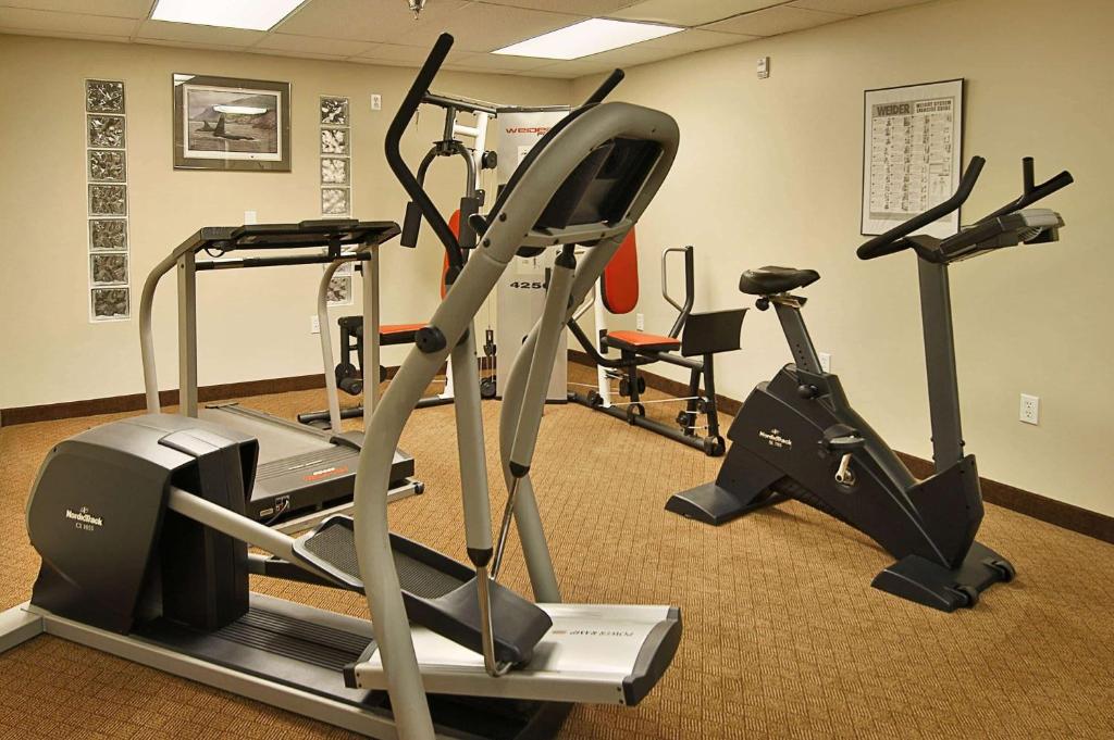 Ramada By Wyndham Anchorage Photo 20