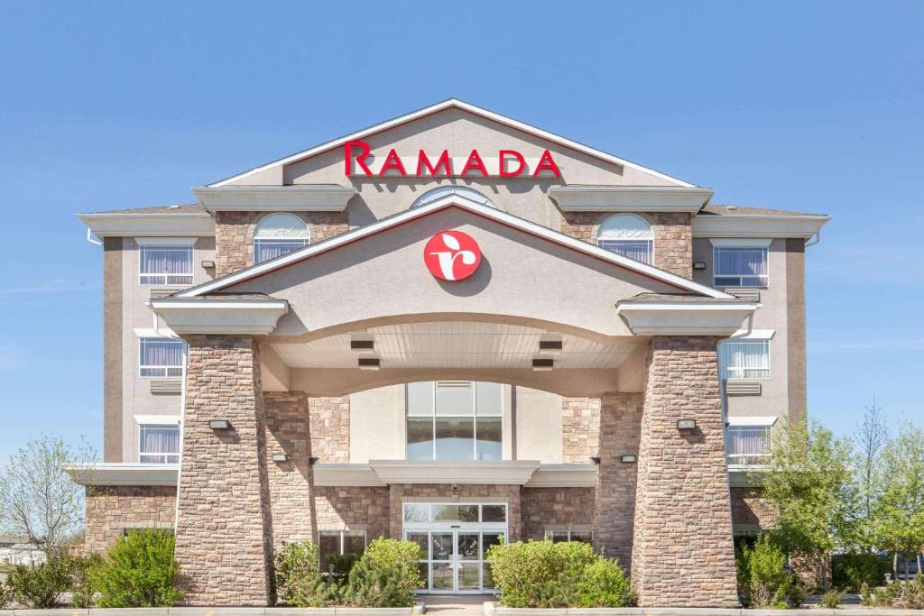 Ramada by Wyndham Brooks, Brooks