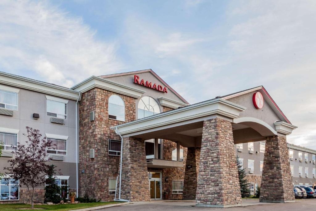 Ramada by Wyndham Westlock, Westlock