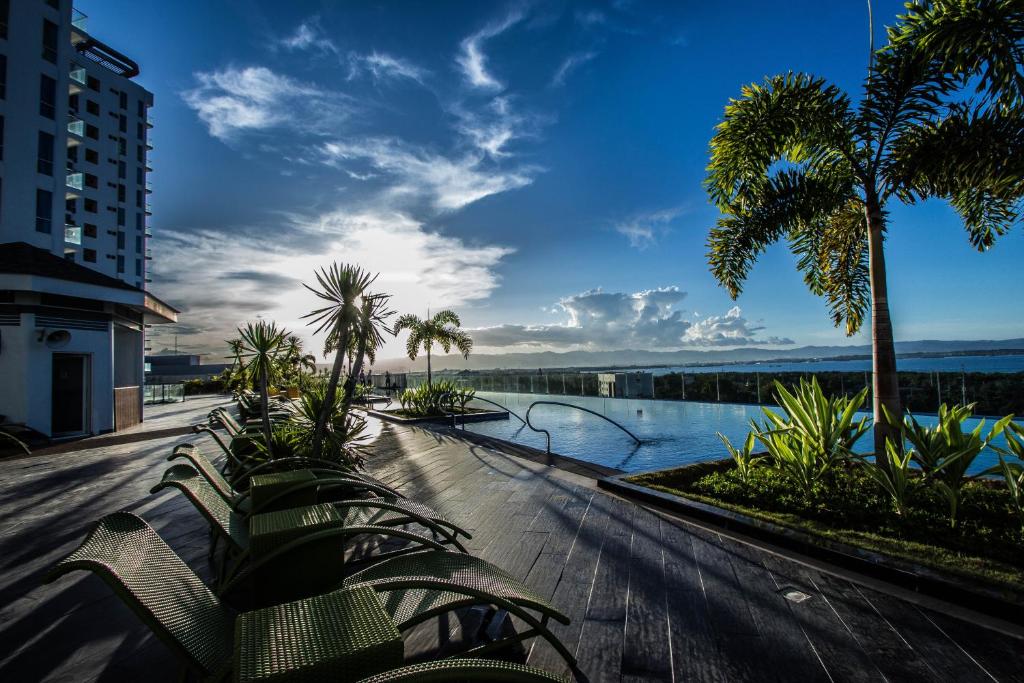 View, CSuites at 8 Newtown Mactan Cebu in Cebu