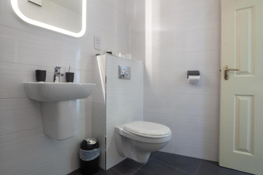 Hillgrove Guesthouse photo