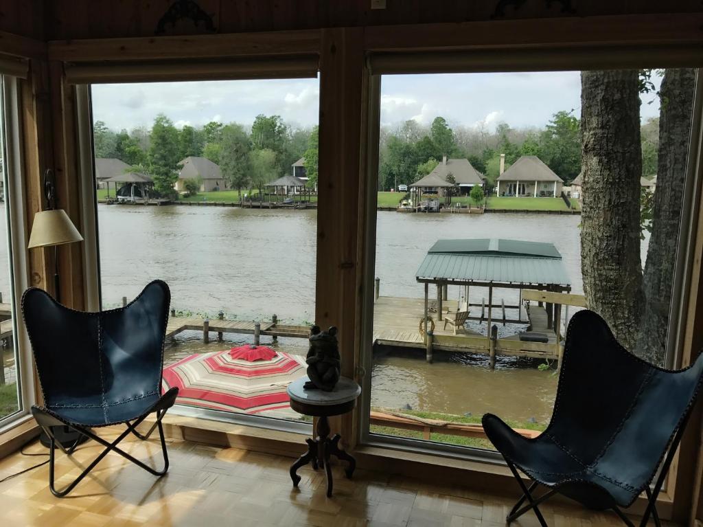 Cozy Cabin on the Bayou photo