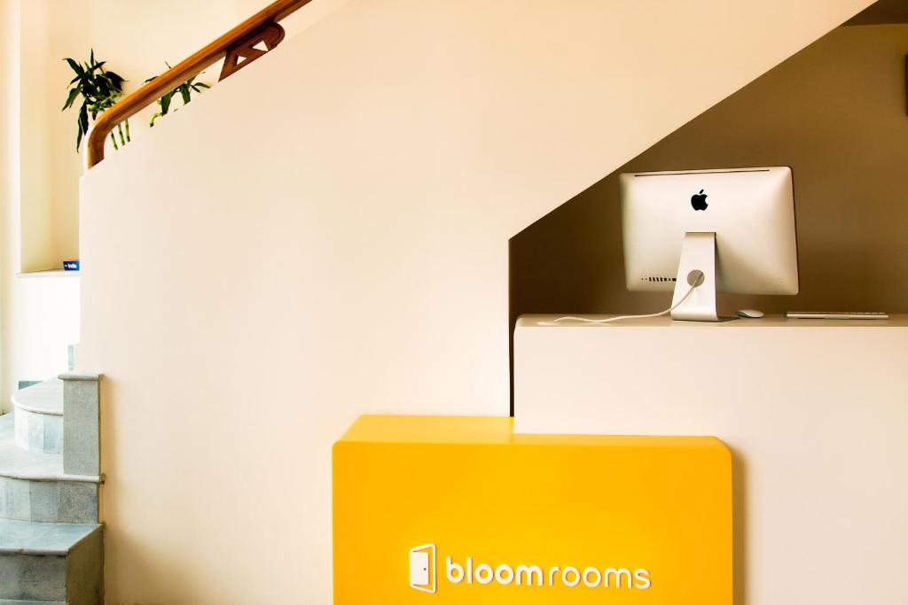 bloomrooms @ New Delhi Railway Station photo