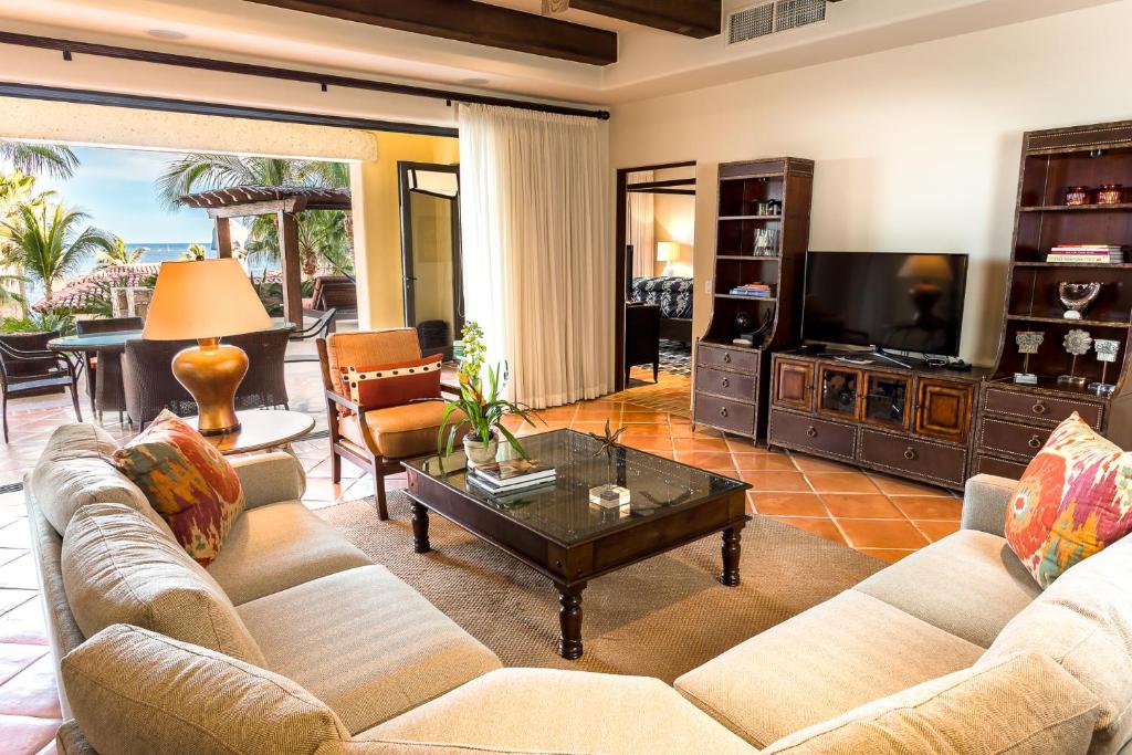 Hacienda Beach Club & Residences - 3