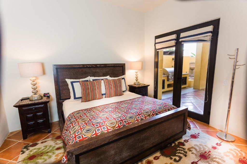Hacienda Beach Club & Residences - 5
