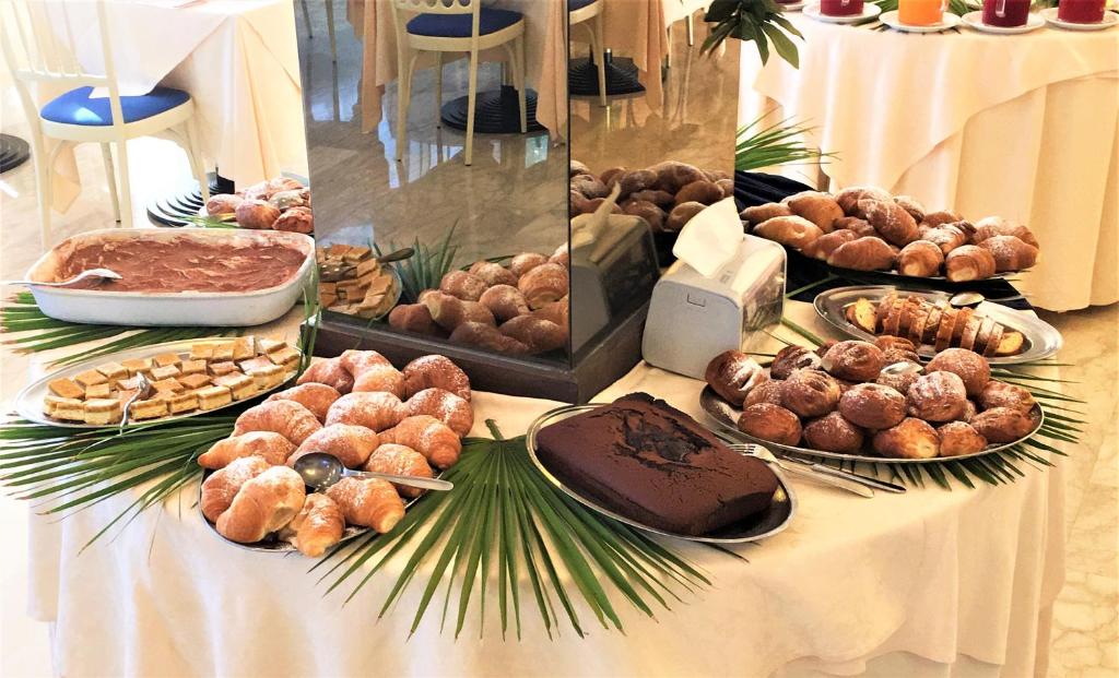 Hotel De Amicis - 3