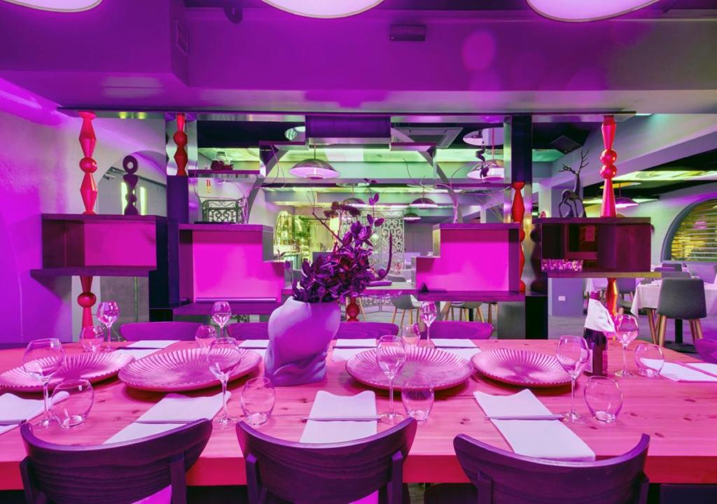 Restaurant, The Metropolitan Spring Hill in Brisbane