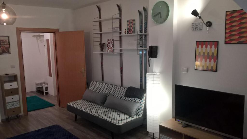 Apartman-Vila Nikola, 064jedansedamdvatridevetnulatri - 2