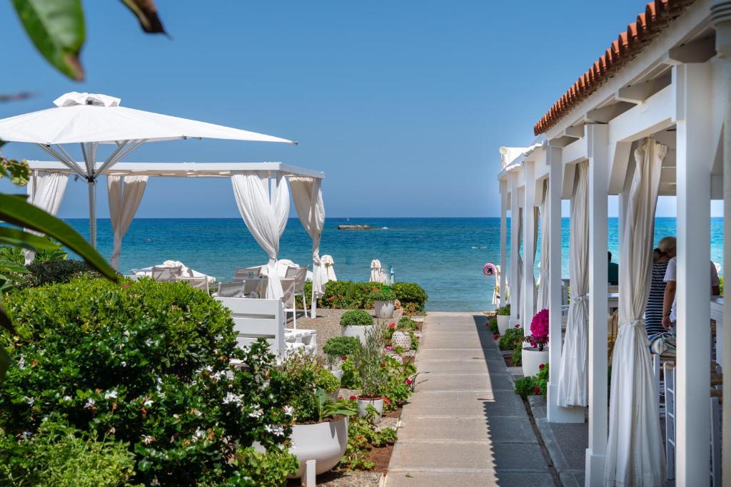Facilities, Talgo Suites in Crete Island