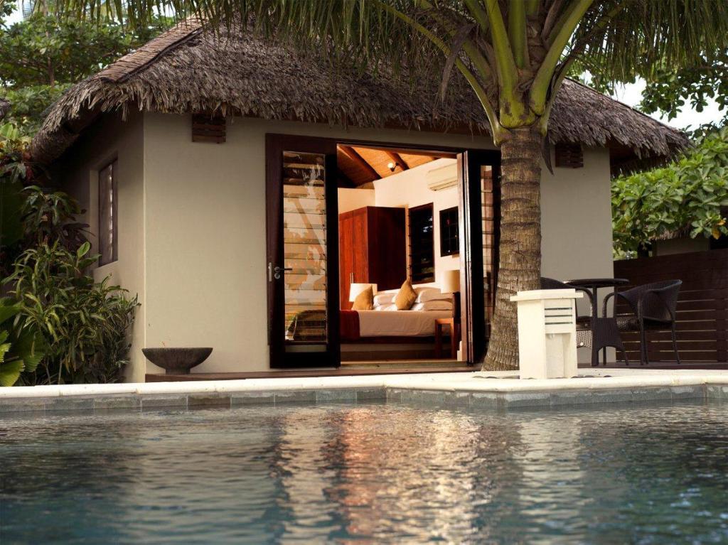 Eratap Beach Resort photo