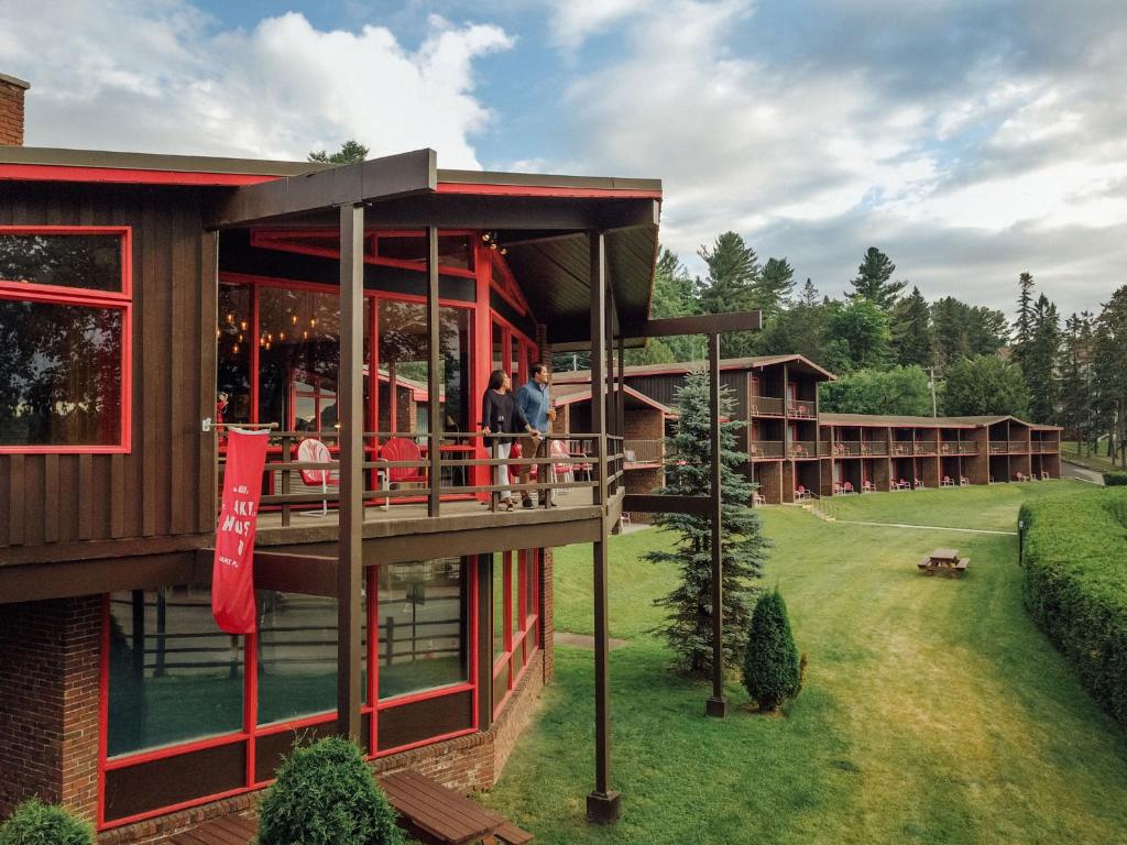 Lakehouse at High Peaks Resort photo