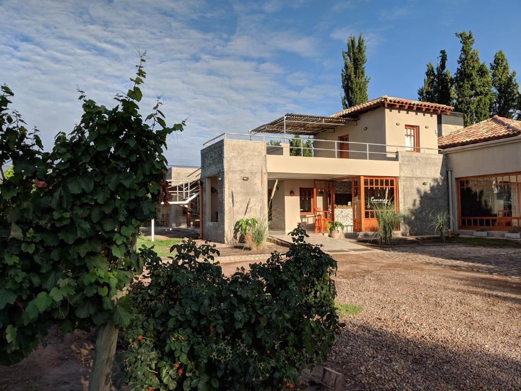 Posada Cavieres Wine Farm photo
