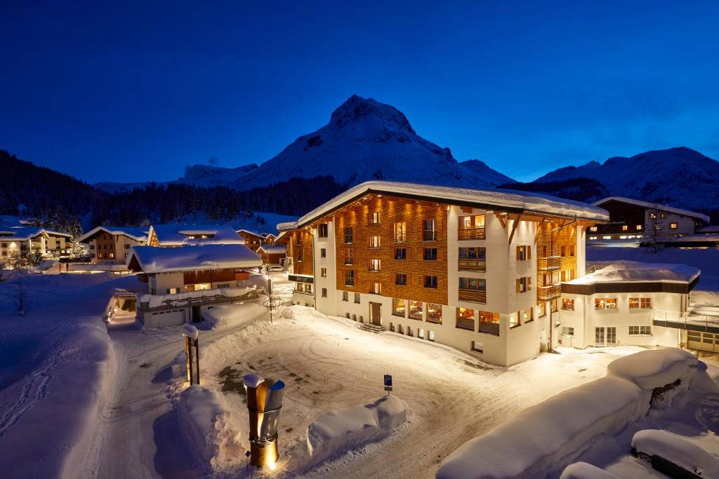 Hotel Auriga - 3