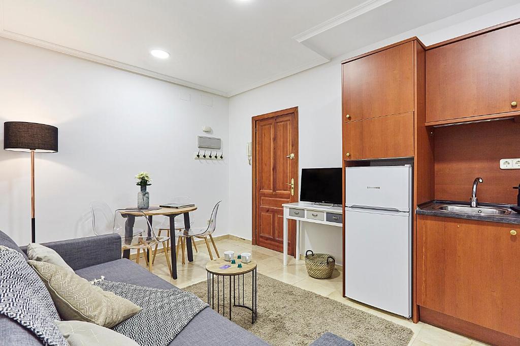 LEEWAYS APARTMENT II in GRAN VÍA - 2