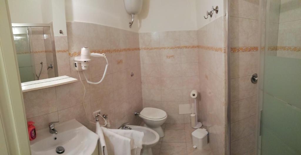 Apartment Urbino 33 photo