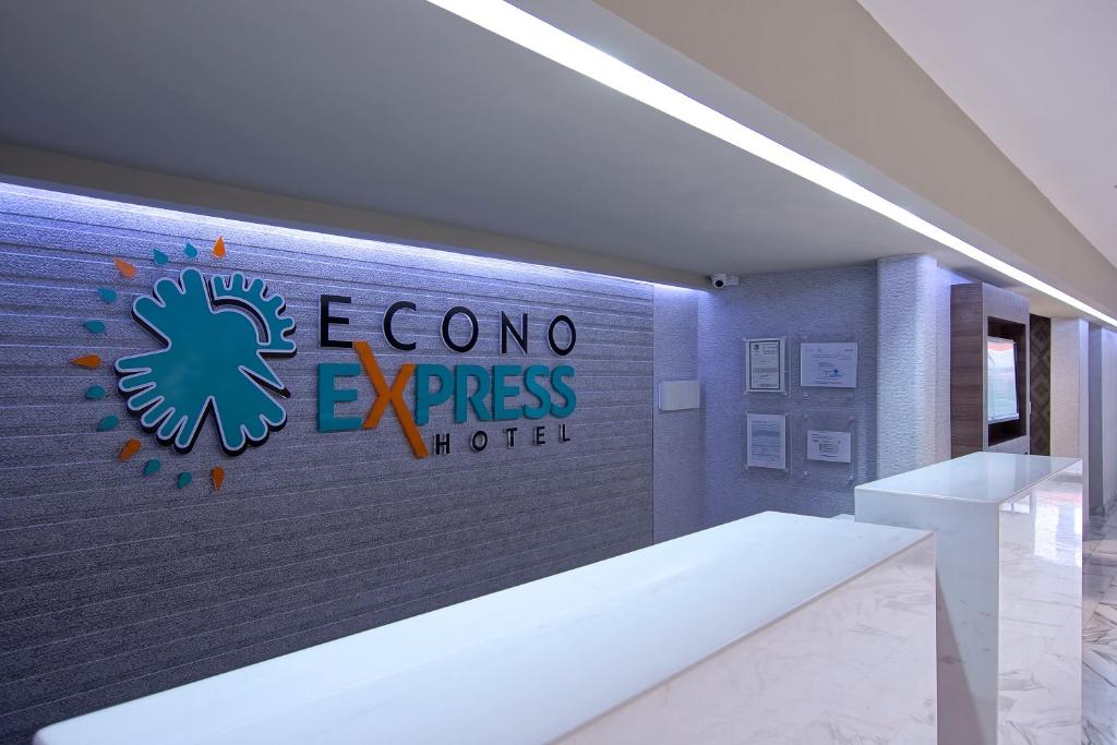 Econo Express Hotel - 4