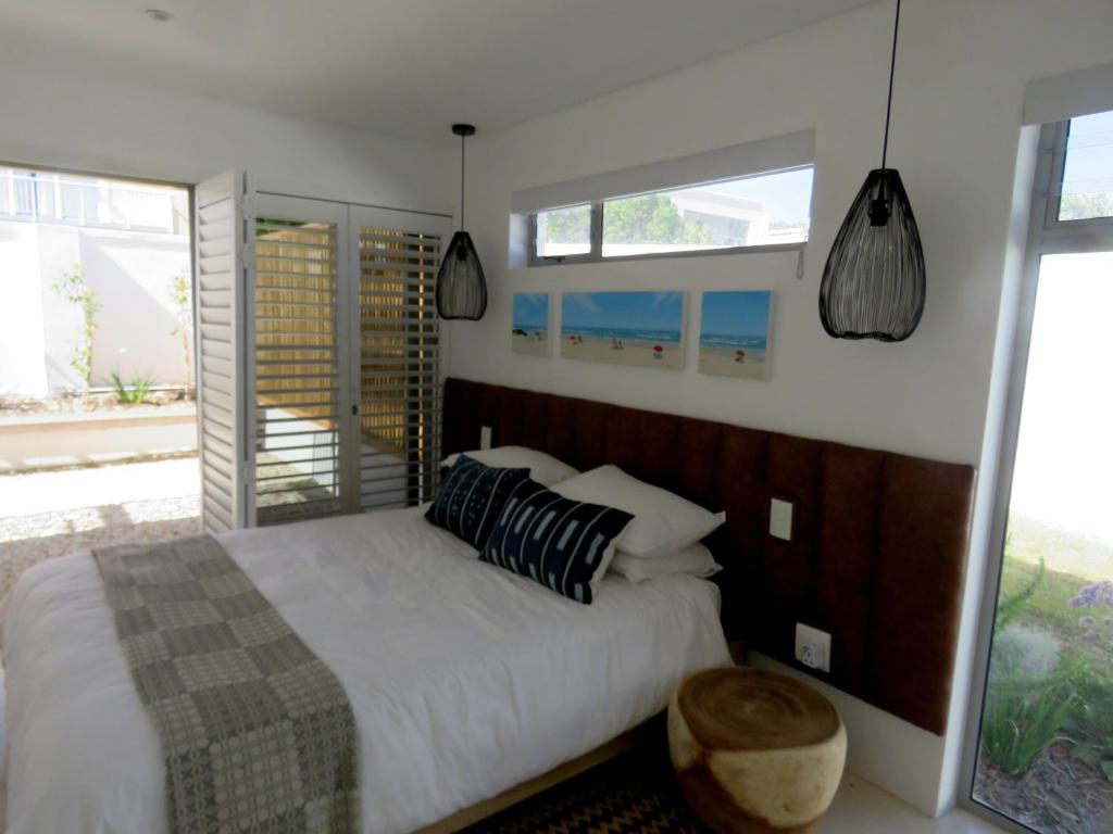 Troon Beach Cottage Hermanus photo
