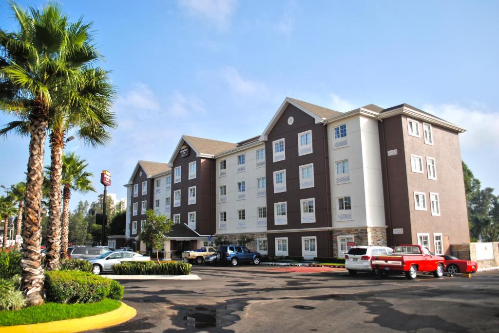 Hotel Intercity Zapopan - 2