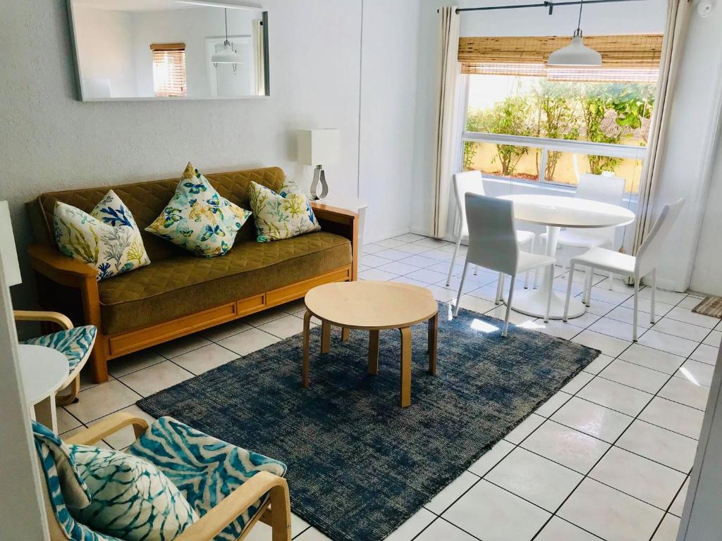 Ebb Tide Resort Photo 5