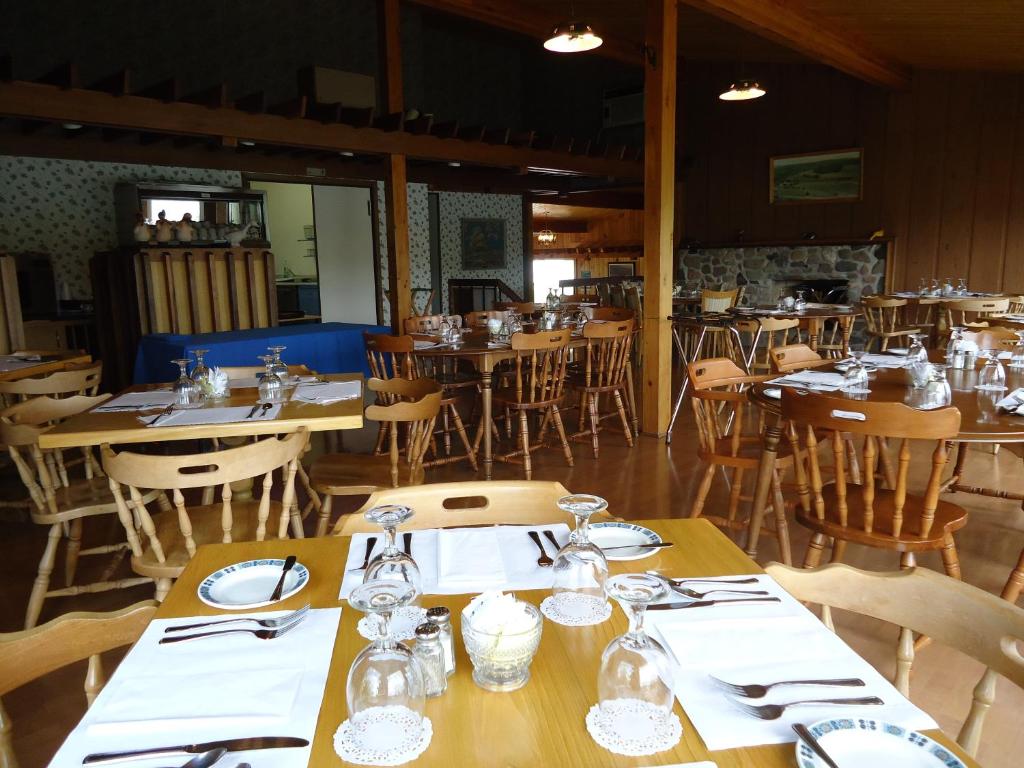 Duck Cove Inn 전경
