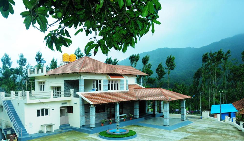 Honeyrock Homestay — Hotel in Chikmagalur