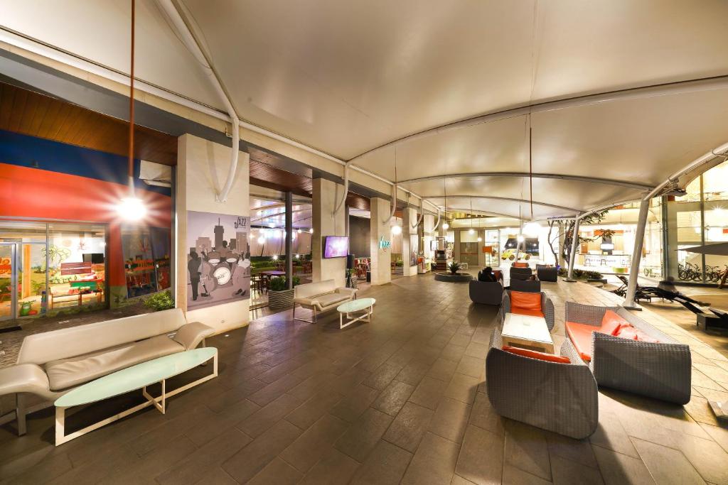 HARRIS Hotel Sentul City Bogor