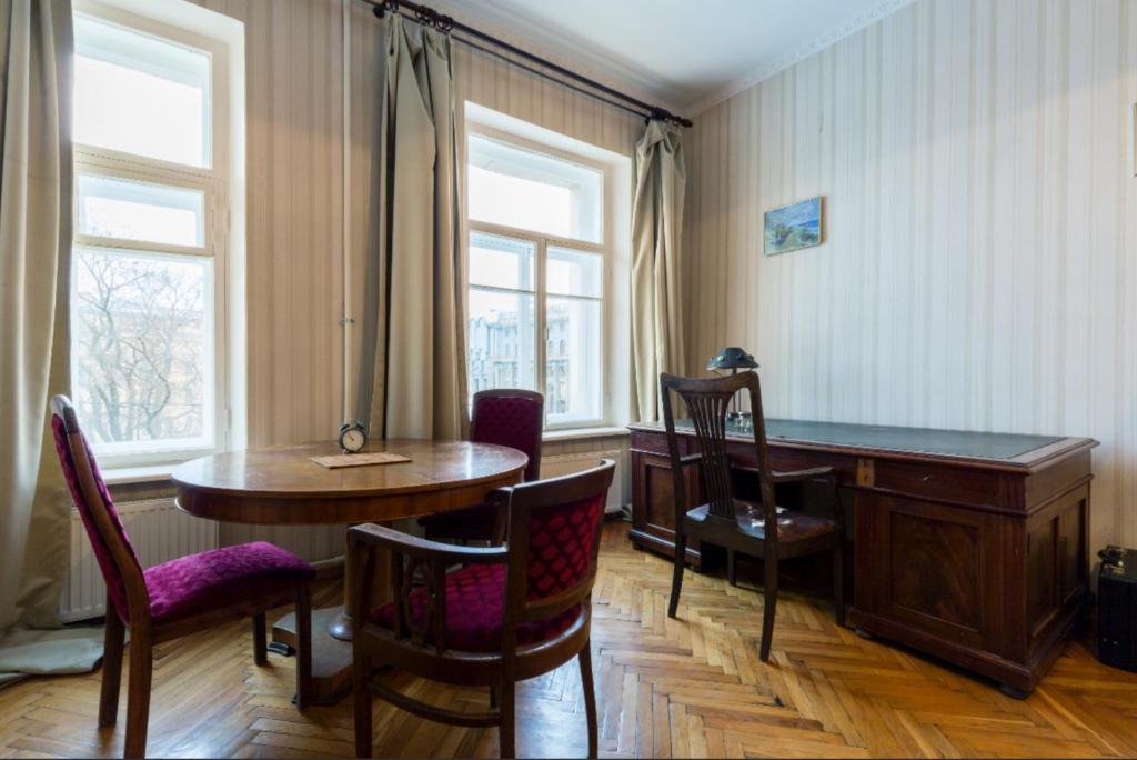 Authentic SaintPetersburg apartment at Manezhnaya square｜クチコミあり サンクト