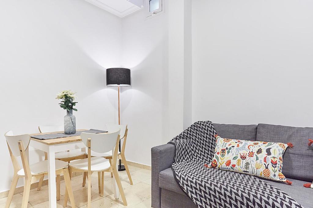 LEEWAYS APARTMENT XXVI in GRAN VÍA - 5