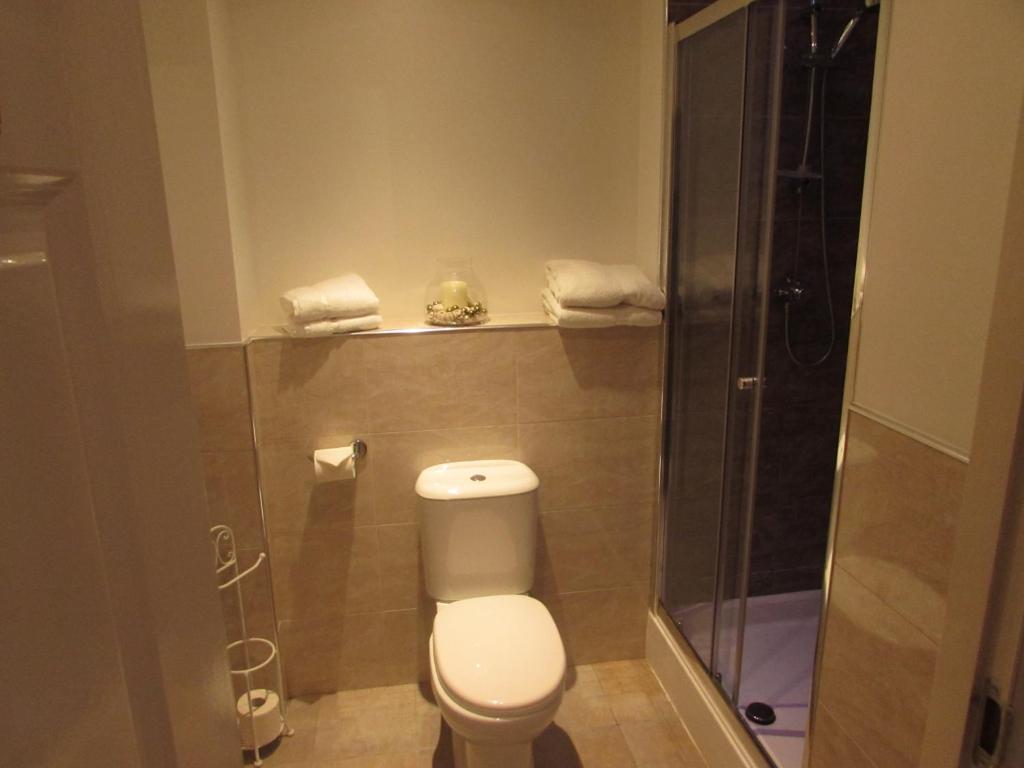 Bow Serviced Apartments photo