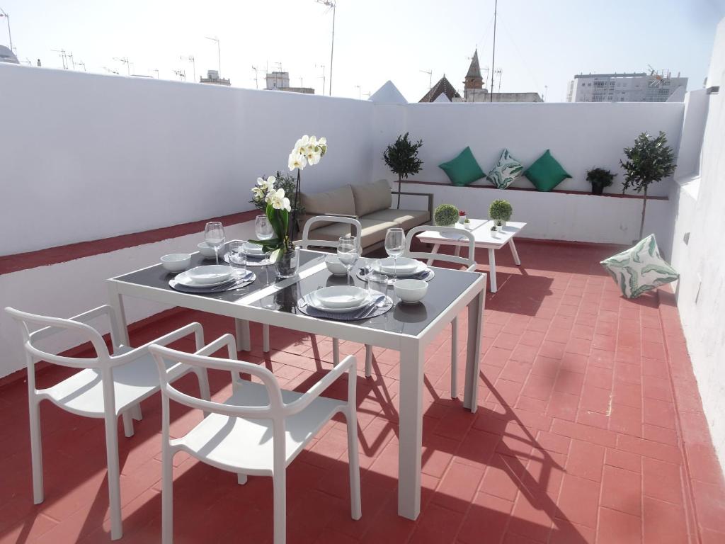 Atico Terraza Cadiz Centro Ascensor Playa de la Caleta - 4