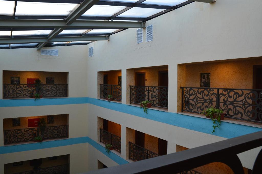 Saray Hotel Amman photo