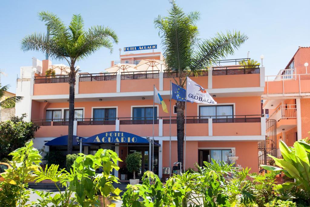 Globales Acuario — Hotel building in Puerto de la Cruz, Canary Islands