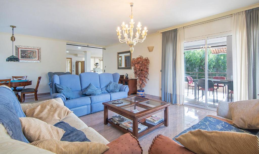 TarracoHomes, Villa Cala Crancs con Piscina Privada y Mesa de Billar - 4