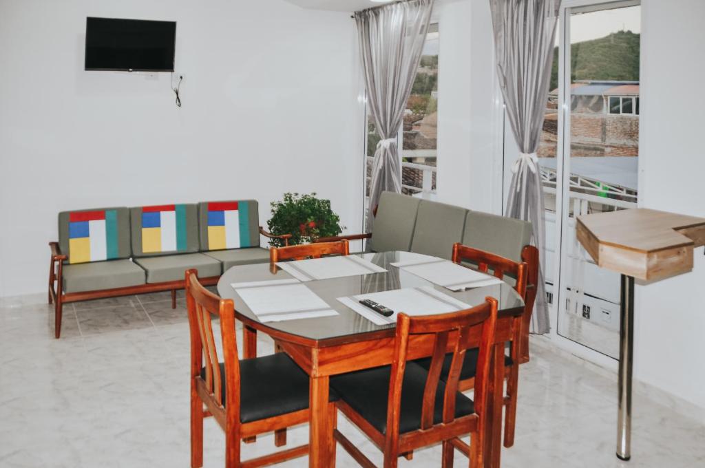 Bello Apt Buga con Bella vista y refrescante Brisa