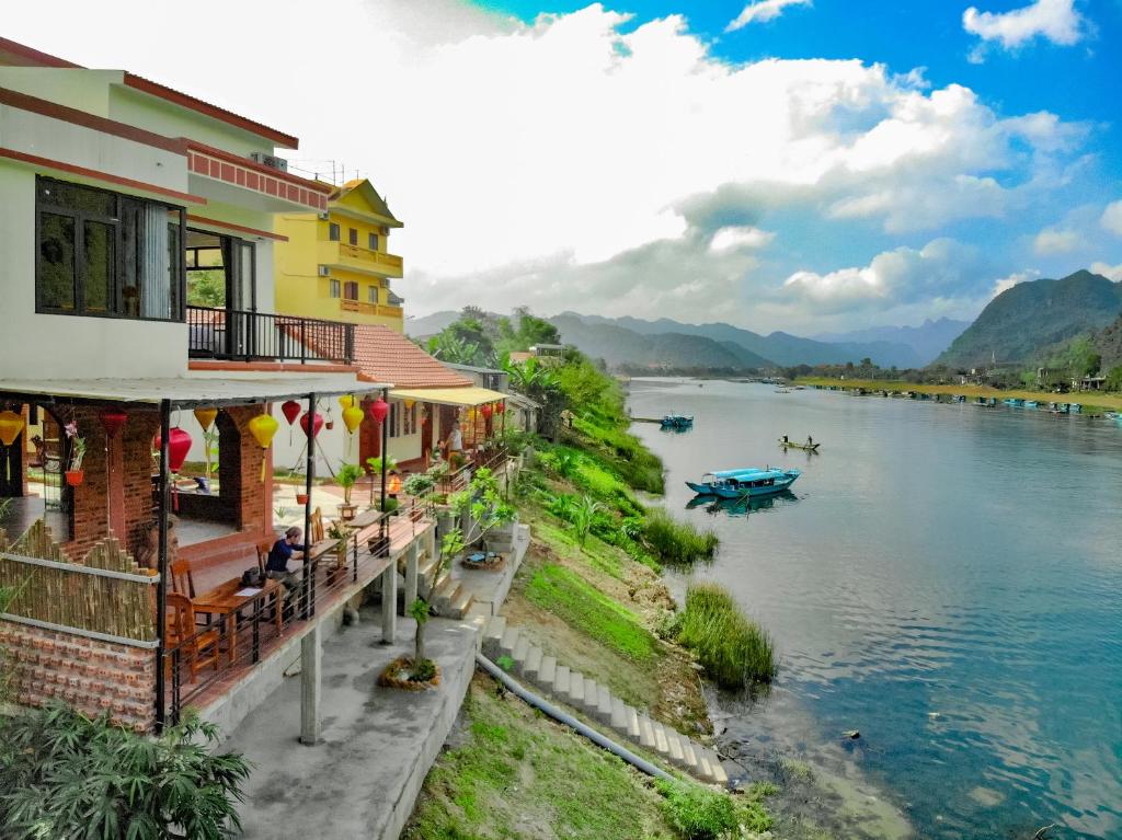 Phong Nha Coco Riverside Hotel (Đồng Hới (Quảng Bình)) - Deals, Photos ...