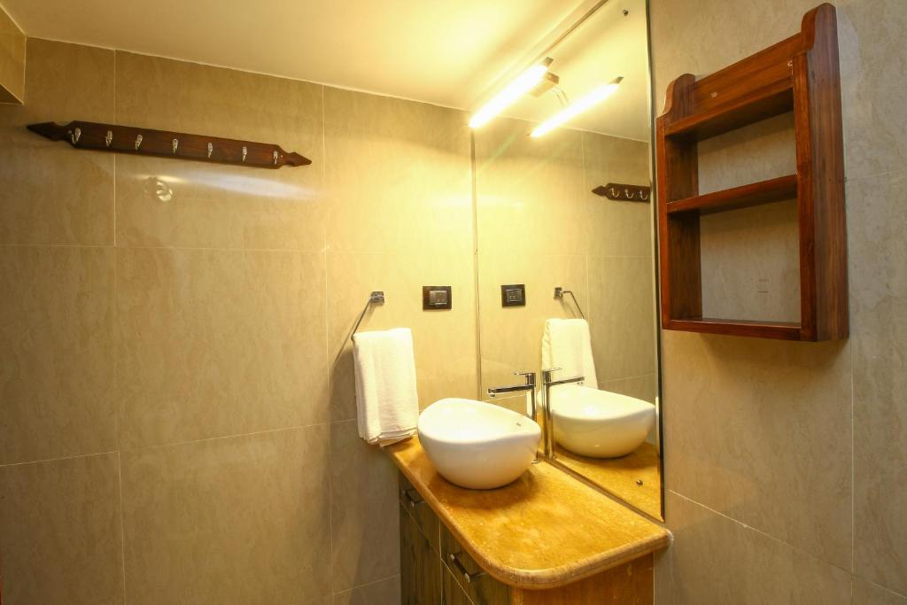 Hill Top Luxury Villa - 3 BHK || Infinity Pool photo