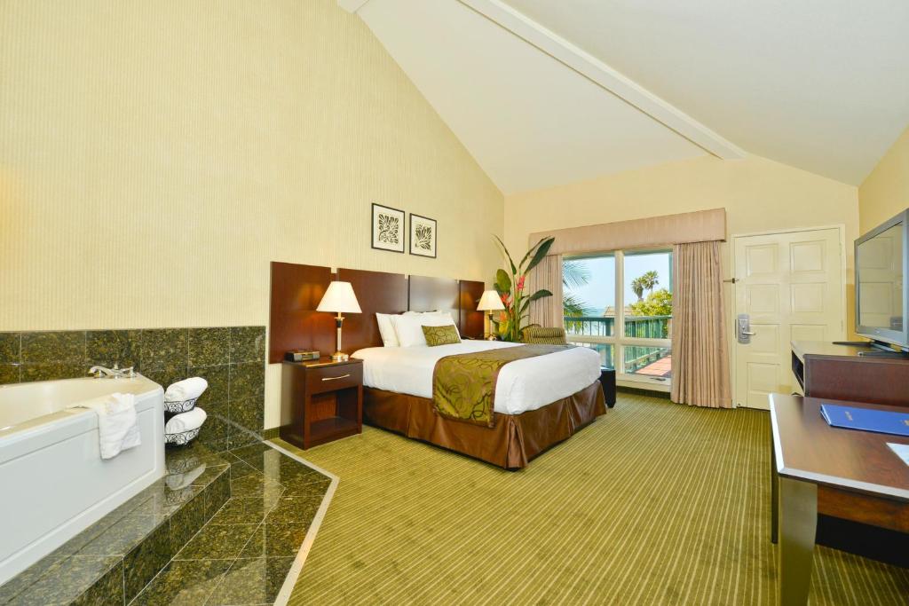 ベストウエスタンプラス ダナポイント イン バイ ザ シー (Best Western Plus Dana Point Inn-by-the-Sea)