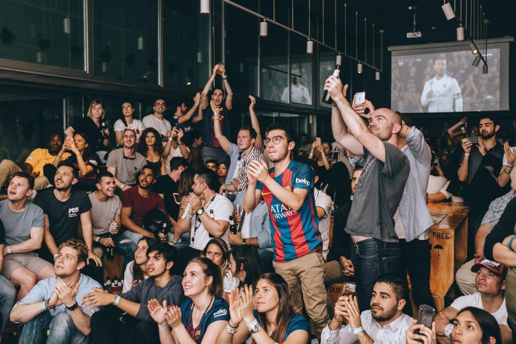 delat sällskapsrum/tv-rum